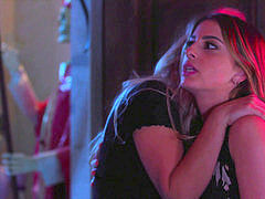 Penetracion con dedos, Latina, Lesbiana, Lencería, Masturbación, Tatuaje