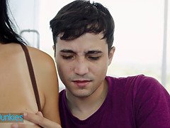 Grosser schwanz, Grosse titten, Schwarz, Braunhaarige, Handjob, Natürlichen titten, Realität, Spanisch