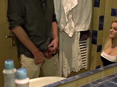 Amateur, Anal, Tetas grandes, Rubia, Mamada, Sexo duro, Secretaria, Adolescente