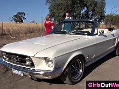 Amateur, Lécher le cul, Blonde, Brunette brune, Doigter, Lesbienne, De plein air, Adolescente