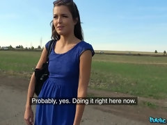 Amateur, Sucer une bite, Brunette brune, En levrette, Branlette thaïlandaise, Piercing, Public, Nénés