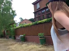 Fetisj, Buiten, Pissen