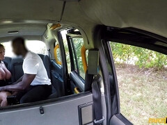 Rubia, Tetona, Coche, Garganta profunda, Penetracion con dedos, Lamidas, Coño, Realidad