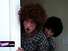 Stellung 69, Grosser arsch, Grosse titten, Cfnm, Schwanz, Flotter vierer, Lesbisch, Milf