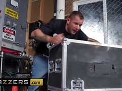 Jasmine Grey & Scott Nails get kinky with roadie in this hot teen sex tape