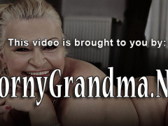 Blondine, Blasen, Hundestellung, Aufs gesicht abspritzen, Oma, Hd