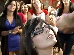 Amateur, Gros seins, Sucer une bite, Compilation, Hard, Masturbation, Mère que j'aimerais baiser, Adolescente