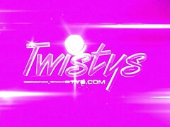 Viola - Blondes Have More Fun - Viola bailey