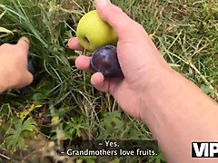 Oliver Marks Vip4k & Lucianna Lucci get intimate in a car with stranger