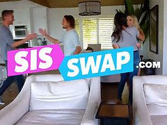 着衣女と全裸男, 口内発射, 顔射, グループ, Hd, スカート, ティーン, ユニフォーム