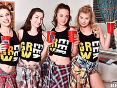 Amateur, Grosse bite, Gros seins, Sucer une bite, Seins naturels, Fête, Petite femme, Maigrichonne