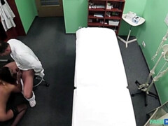 Amateur, Mamada, Lamidas, Enfermera, Oficina, Coño, Tetas, Uniforme
