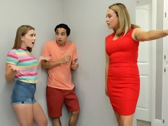 Blondine, Blasen, Frau frau mann, Handjob, Entkleiden, Jungendliche (18+), Flotter dreier, Titten