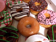 Ванна, Минет, Дилдо, Ласковые ручки, Мастурбация, На природе, Крошечные, Игрушки