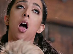 デカパイ, 指いじり, キス, レズビアン, マッサージ, 淫乱熟女, 魅力的, タトゥー