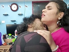 Pareja, Ama de casa, Marido, Indio, Besar, Pezones, Chupando, Esposa