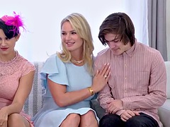 Le plan cul à quatre, Groupe, Hard, Lingerie, Mère que j'aimerais baiser, Orgie, Rasée, Belle mère