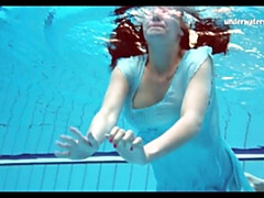 18 jahre, Grosse titten, Braunhaarige, Tschechisch, Frau, Russisch, Jungendliche (18+), Unter wasser