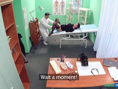 Enthousiasteling, Pijpbeurt, Arts, Likken, Verpleegster, Kantoor, Kut duiken, Uniformpje