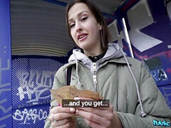 Любители, Минет, Семяизвержение, Платье, Сперма на лице, От первого лица, На публике, Русские