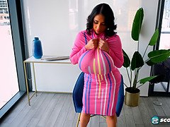 Grosser arsch, Grosse titten, Braunhaarige, Hd, Absätze, Latina, Masturbation, Solo