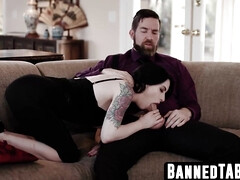 In den arsch, Spermaladung, Aufs gesicht abspritzen, Hardcore, Natürlichen titten, Pornostars, Tätowierung, Flotter dreier