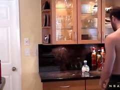 Enthousiasteling, Grote mammen, Blond, Pijpbeurt, Sperma shot, Hardcore, Moeder die ik wil neuken, Moeder