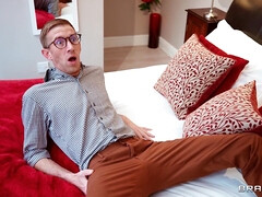 Arsch, Blasen, Schwanz, Hardcore, Muschi, Titten, Nass