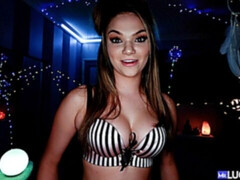 Gros cul, Sucer une bite, Lingerie, Mère que j'aimerais baiser, Seins naturels, Pov, Rasée, Nénés