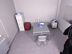 Bruinharig, Mollig, Hardcore, Politie, Realiteit, Tatoeage, Tiener, Uniformpje