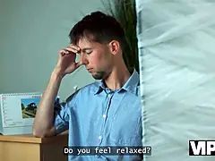 Blondine, Betrug, Gehörnter ehemann, Arzt, Hd, Natürlichen titten, Schreiend, Uniform