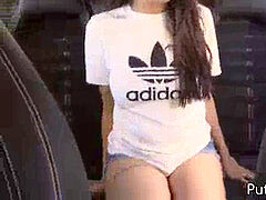 Брюнетки, На природе, На публике