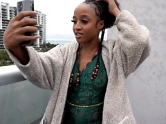 美女, 黒人, フェラチオ, 黒人, 手コキする, 下着, ハメ撮り