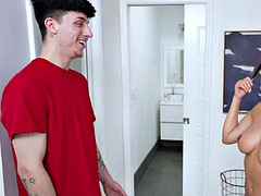 デカチン, フェラチオ, 茶髪の, ハードコア, 淫乱熟女, 剃毛, シャワー, オッパイの