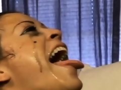 Amateur, Brunette brune, Faciale, Hd, Nénés