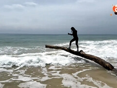 Leie, Strand, Grosser arsch, Blasen, Braunhaarige, Hundestellung, Natürlich, Öffentlich