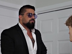 Хд, Учитель