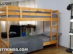 Cul à la bouche, Gorge profonde, Bâillonner, Hd, Léchez, Seins naturels, Réalité, Rasée