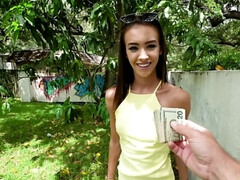 Blasen, Freund, Unschuldig, Geld, Im freien, Zierlich, Schlampe, Jungendliche (18+)