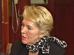 Enthousiasteling, Grote mammen, Pijpbeurt, Stel, Duits, Hardcore, Likken, Rijpe lesbienne