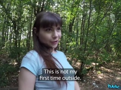 Leie, Blasen, Auto, Handjob, Im freien, Pov, Öffentlich, Titten