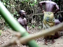 アフリカ人, 黒人, 捕まる, 浮気者, バック, 熟年, 濡れ, ヤリマンの