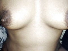 Arsch, Bisexuell, Schwanz, Freundin, Mutti, Geschwollene nippel, Rasiert, Nass