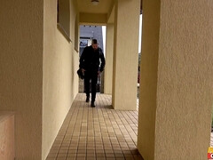 Enthousiasteling, Badkamer, Pijpbeurt, Sperma in gezicht, Kantoor, Buiten, Kut duiken, Nat