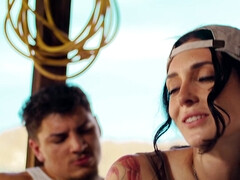 Большие сиськи, Брюнетки, Собачьи, Сперма на лице, Лизание, Натуральные сиськи, Киски, Втроем