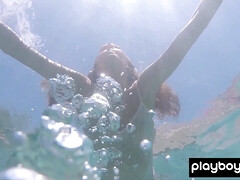 Grote mammen, Bruinharig, Naakt, Natuurlijk, Natuurlijke tieten, Russisch, Geschoren, Tieten likken