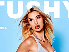 Anal, Gros cul, Gros seins, Blonde, Sucer une bite, En levrette, Maigrichonne, Adolescente