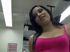 Брюнетки, Спорт, Молоденькие