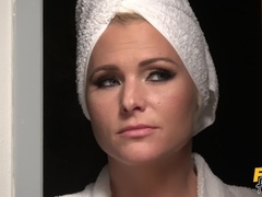 Gros seins, Doigter, Hôtel, Lesbienne, Léchez, Plan cul à trois, Train, Voyeur