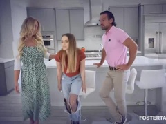 Blonde, Famille, Énorme, Mère que j'aimerais baiser, Maman, Belle mère, Plan cul à trois, Train